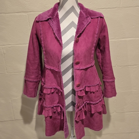 VINTAGE Widgeon Girls Faux Fur Ruffle Tiered Shearling Coat Fuchsia Size 8. - Picture 1 of 9